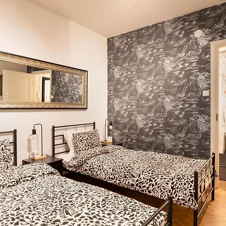 Great Location & Transport Connections With Amenities 1-8 People Free Continental Breakfast Wifi Coffee &tea Helsinki