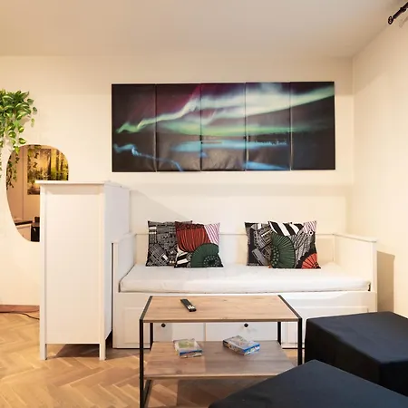 Apartamento Great Location & Transport Connections With Amenities 1-8 People Free Continental Breakfast Wifi Coffee &tea