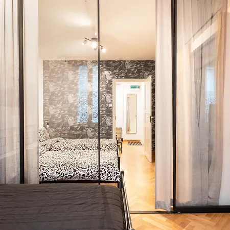 Apartamento Great Location & Transport Connections With Amenities 1-8 People Free Continental Breakfast Wifi Coffee &tea *