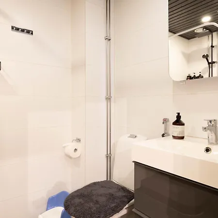 Lejlighed 1 Min Metro 2 To 8 Guests Near Center Free Breakfast And Wifi *