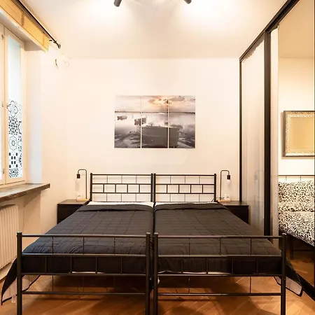 Great Location & Transport Connections With Amenities 1-8 People Free Continental Breakfast Wifi Coffee &tea Helsinki